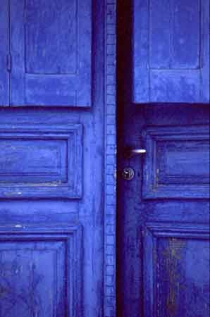 bluedoor